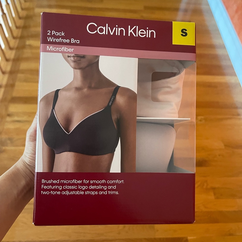 NWT Calvin Klein 2 Pack Wirefree Bra